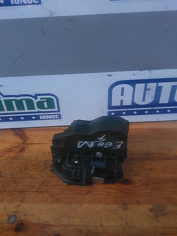 Broasca usa dreapta fata BMW Seria V  E60 2004-2010