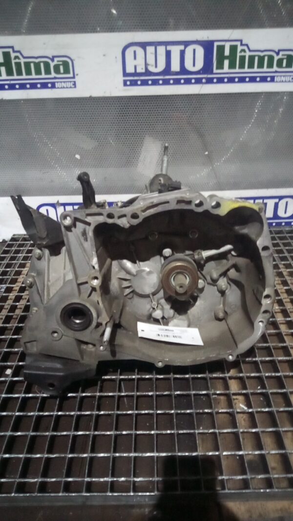 Cutie de viteze manuala 5+1 viteze RENAULT Clio IV 1.2 B 16V 2012-2019