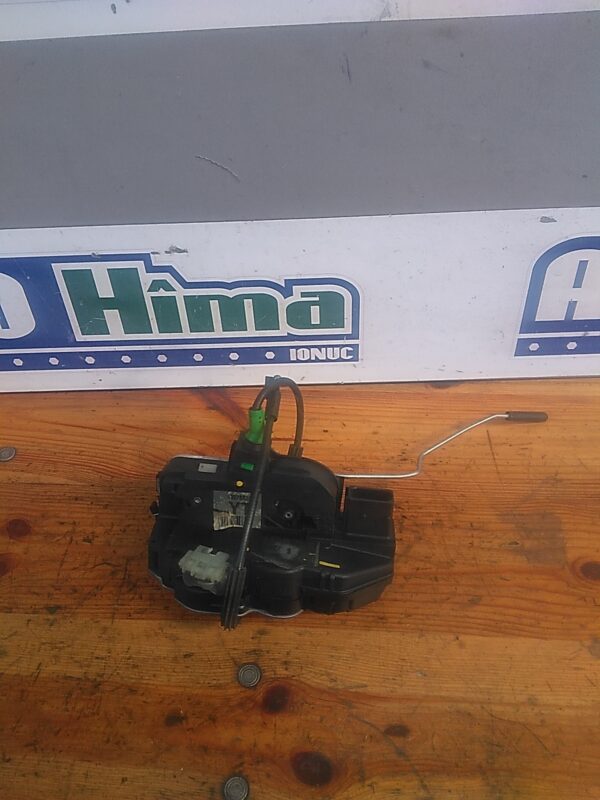 Broasca usa stanga spate OPEL Astra J 2009-2015