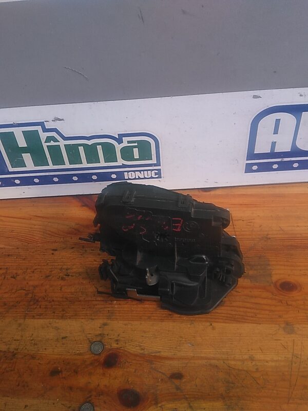 Broasca usa stanga spate BMW Seria III E90 2004-2013