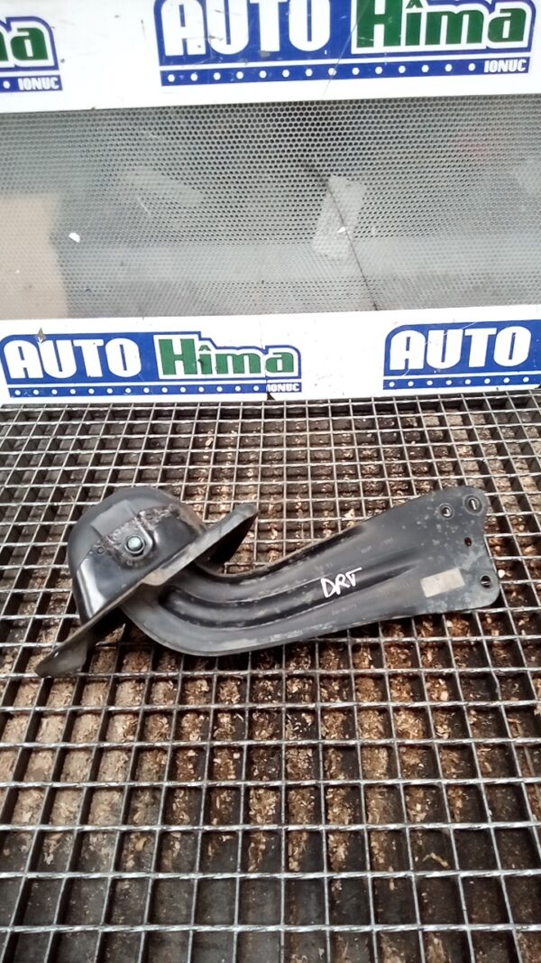 Brat punte spate dreapta VOLKSWAGEN TOURAN 1T1 2005-2010