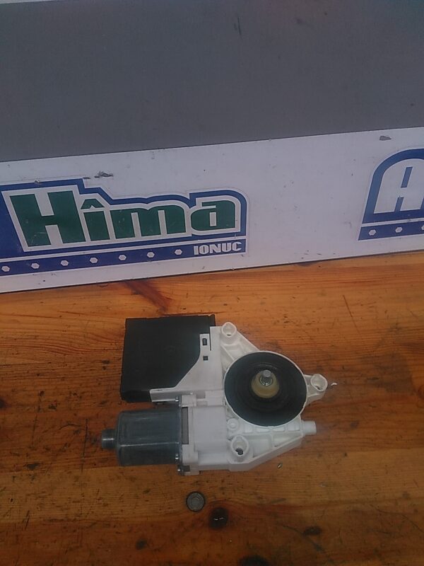 Motoras macara stanga spate AUDI A3 8PA Sportback 2004-2013