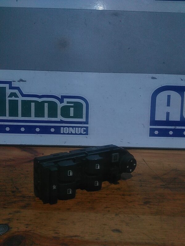 Butoane geamuri sofer BMW Seria V E60 2004-2010