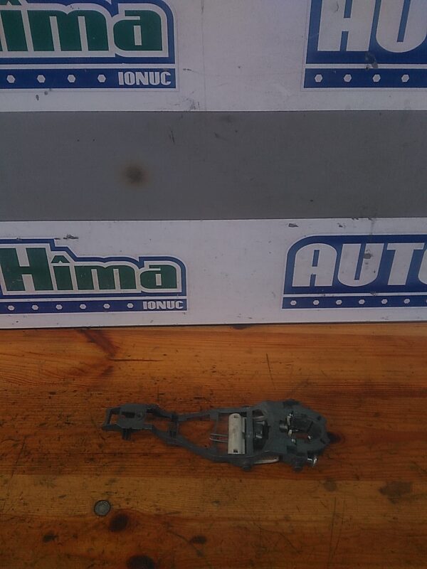 Maner usa stanga fata SKODA Fabia II 5J 2006-2014