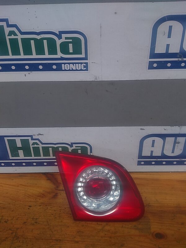 Stop stanga haion VOLKSWAGEN PASSAT B6 SEDAN 2005-2011