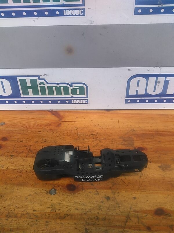 Maner usa stanga spate RENAULT Megane III 2008-2016