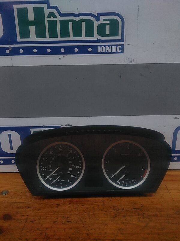 Ceas bord BMW Seria V E60 2004-2010 2.5 D