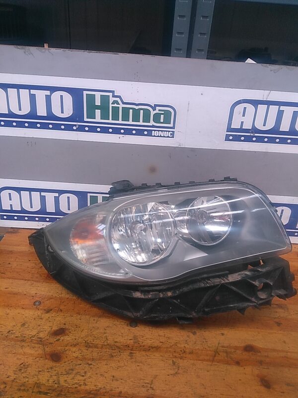 Far dreapta BMW Seria I E87 2004-2011