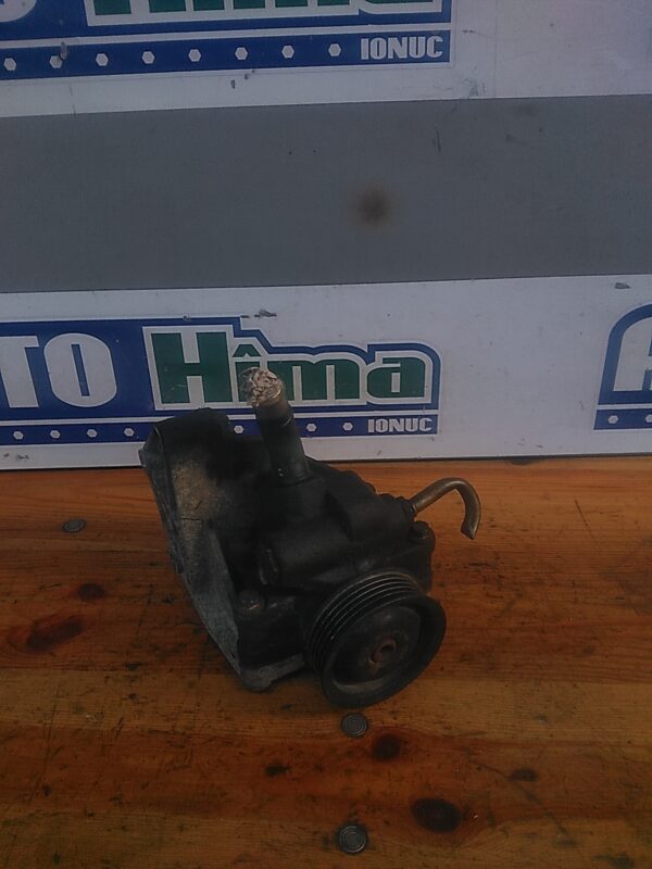 Pompa servodirectie FORD Fiesta MK5 2001-2008  1.4 B