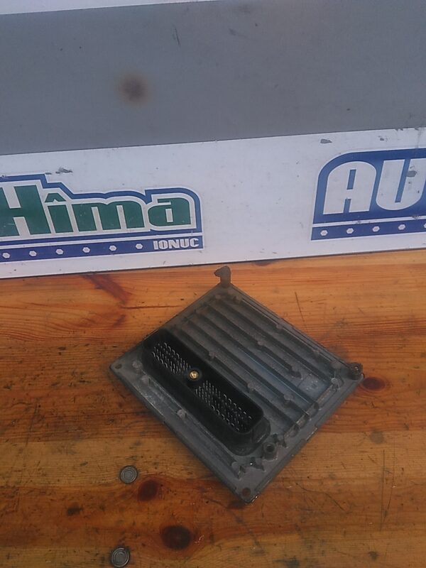Calculator motor FORD Fiesta MK5 2001-2008 1.4 B