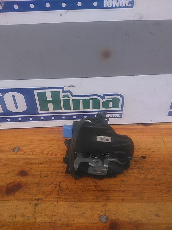 Broasca usa stanga fata SKODA Octavia II 1Z 2004-2008