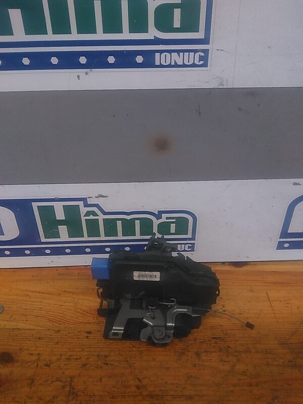 Broasca usa stanga spate VOLKSWAGEN TOURAN 1T1 2005-2010