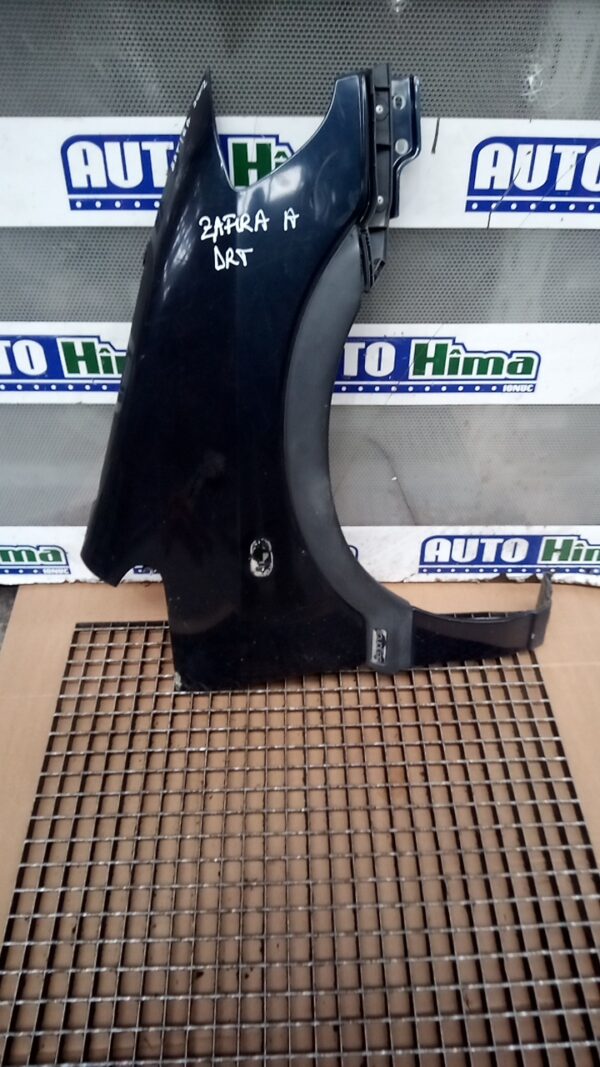 Aripa fata dreapta neagra OPEL Zafira A 1999-2005