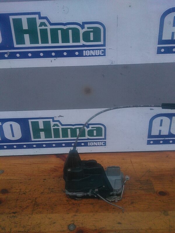 Broasca usa stanga fata PEUGEOT 307 2001-2011