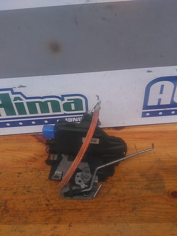 Broasca usa stanga fata AUDI A8 4E 2002-2009