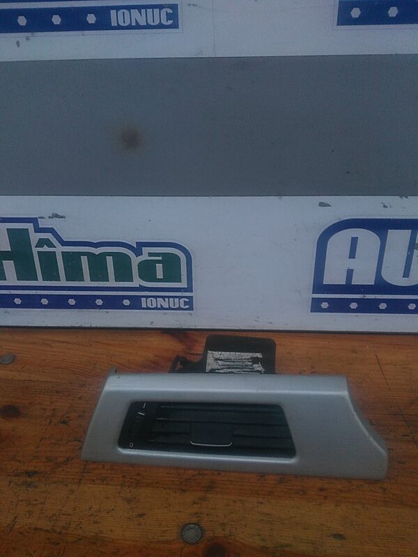Grila aer bord stanga BMW Seria III E90 2004-2013