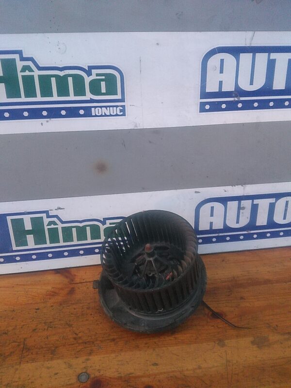 Ventilator habitaclu VOLKSWAGEN Caddy III 2003-2010