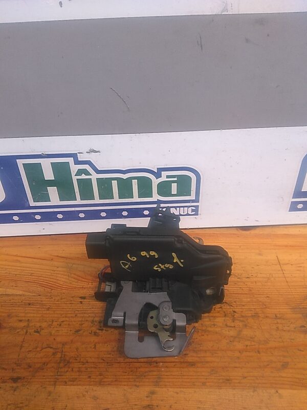 Broasca usa stanga fata AUDI A6 4B C5 1997-2004