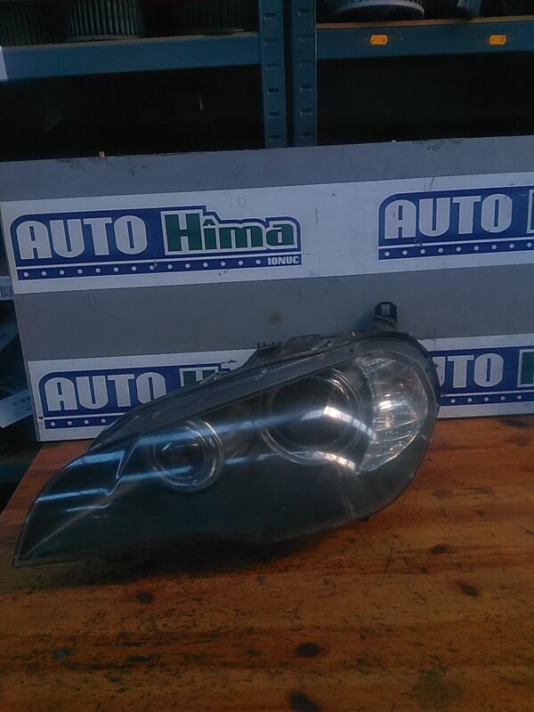 Far stanga cu xenon BMW X5 E70 2006-2013