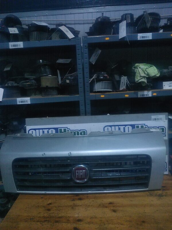 Grila centrala FIAT Ducato III 2006-prezent