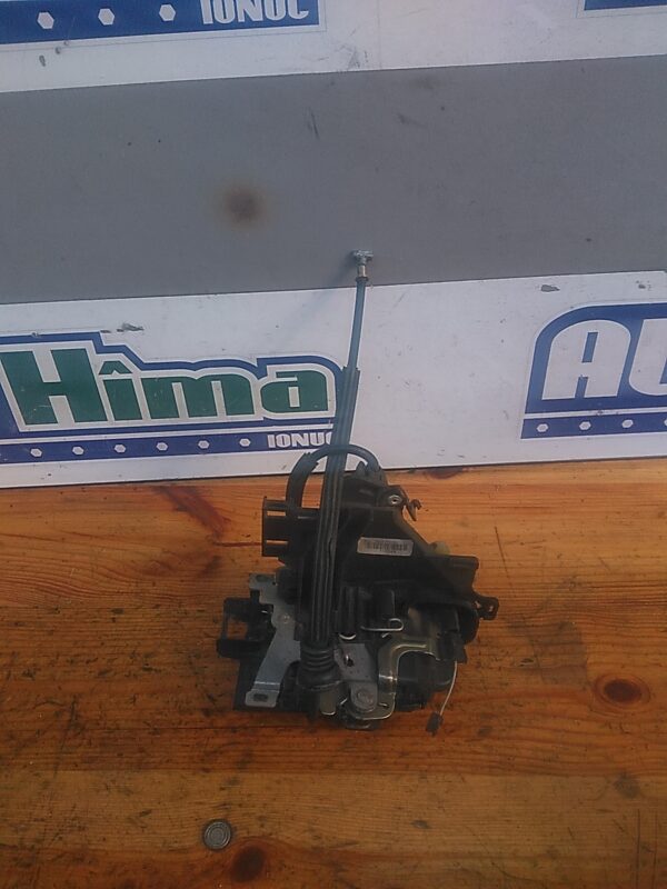 Broasca usa stanga spate SKODA Fabia 1 6Y 1999-2007