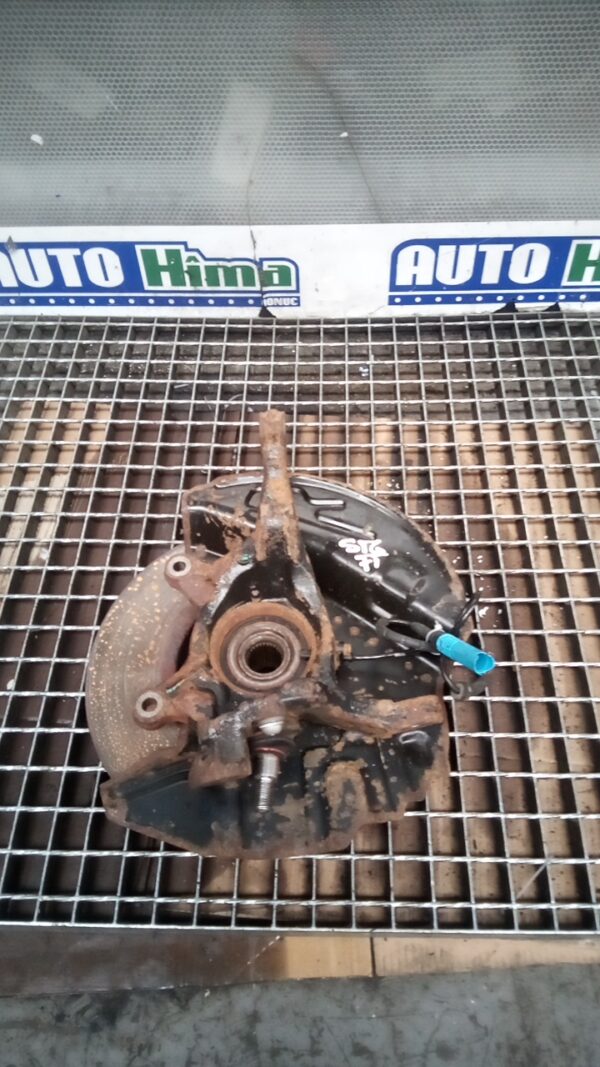 Fuzeta fata stânga echipata BMW X5 E53 1999-2006  3.0D