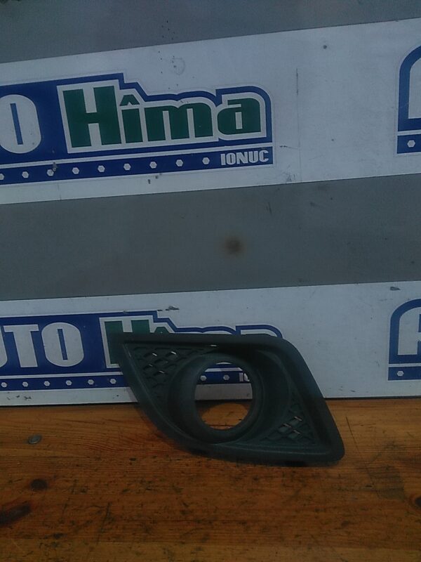 Grila proiector dreapta FORD Fiesta MK5 2001-2008