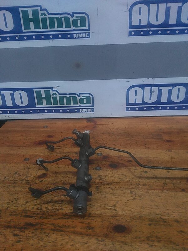 Rampa injectoare dreapta AUDI A6 4F C6 2004-2011 3.0 TDI