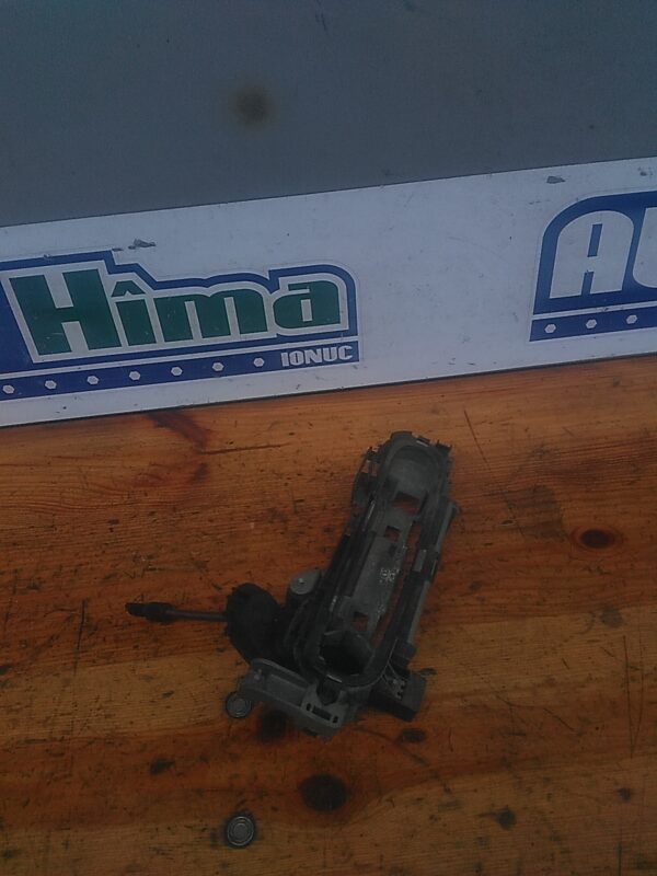 Maner usa stanga fata AUDI A4 B6 2000-2005