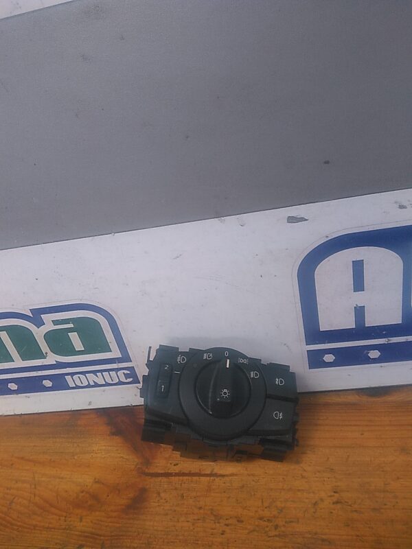 Bloc lumini BMW Seria III E90 2004-2013