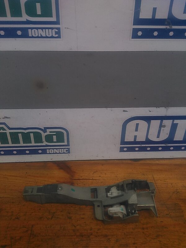 Maner usa dreapta fata PEUGEOT 407 2004-2011