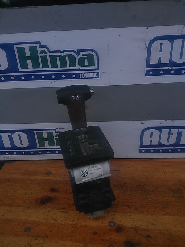 Schimbator cutie de viteze automata VOLKSWAGEN Touareg 7L 2002-2010