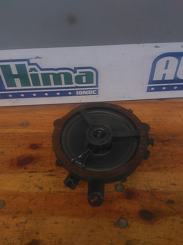 Boxa spate VOLVO XC90 MK1 2002-2014