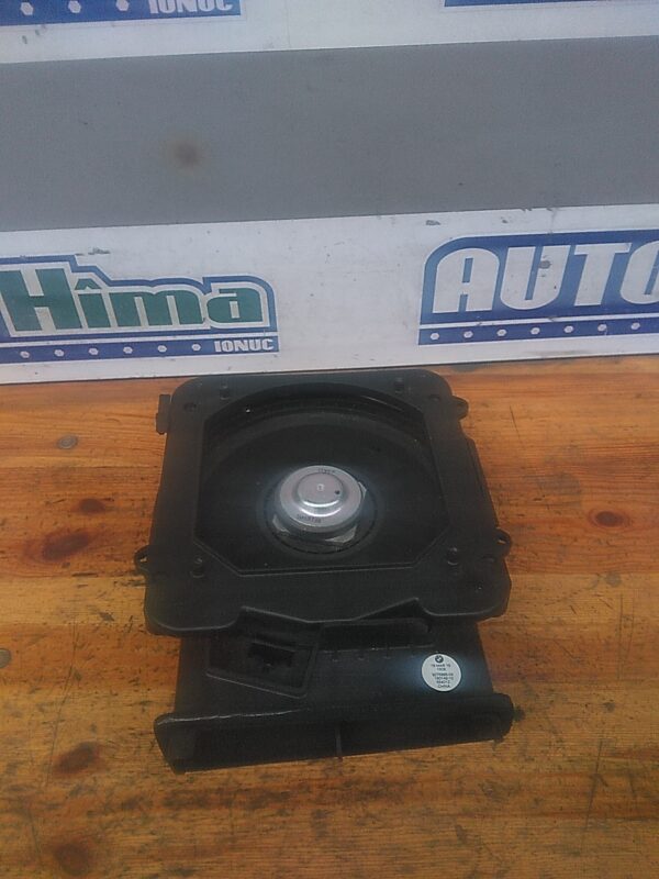 Subwoofer stanga sau dreapta BMW Seria II Active Tourer F45 2013-2021