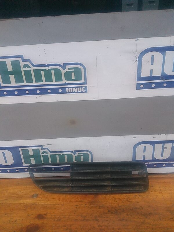 Grila bara fata dreapta AUDI A4 B5 1994-2001