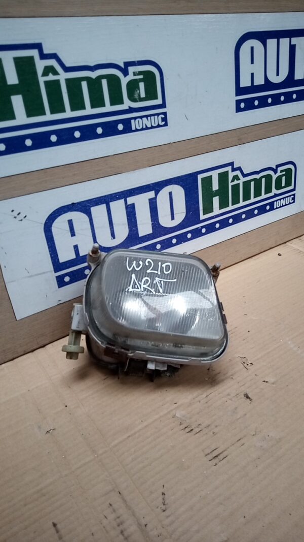 Proiector ceata dreapta BOSCH MERCEDES E-Class W210 1995-2002