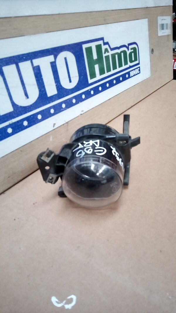 Proiector ceata dreapta BMW Seria III E90 2004-2013
