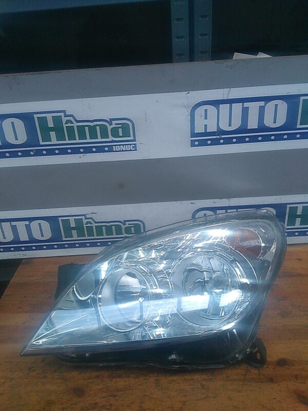 Far stanga OPEL Astra H 2004-2014  (Nou)