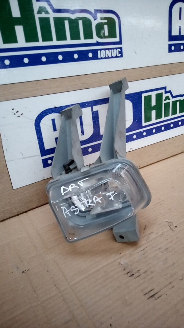 Proiector ceata dreapta OPEL Astra F 1991-2002
