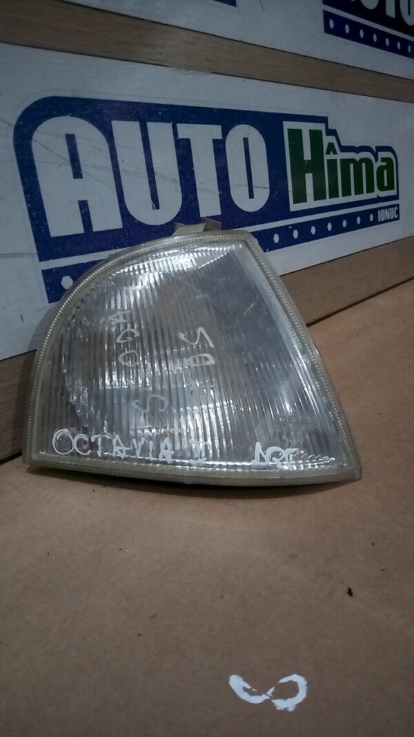Lampa semnalizare fata dreapta alba DEPO SKODA Octavia 1 1U 1996-2010