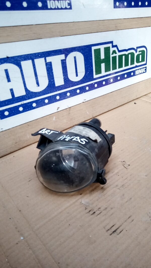 Proiector ceata dreapta VALEO AUDI A4 B5 1994-2001