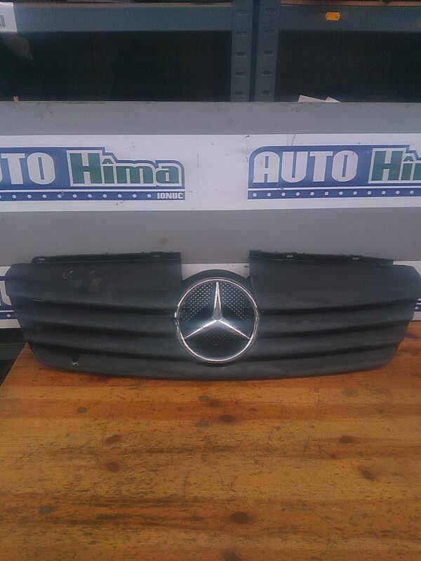 Grila centrala MERCEDES Vaneo W414 2002-2005