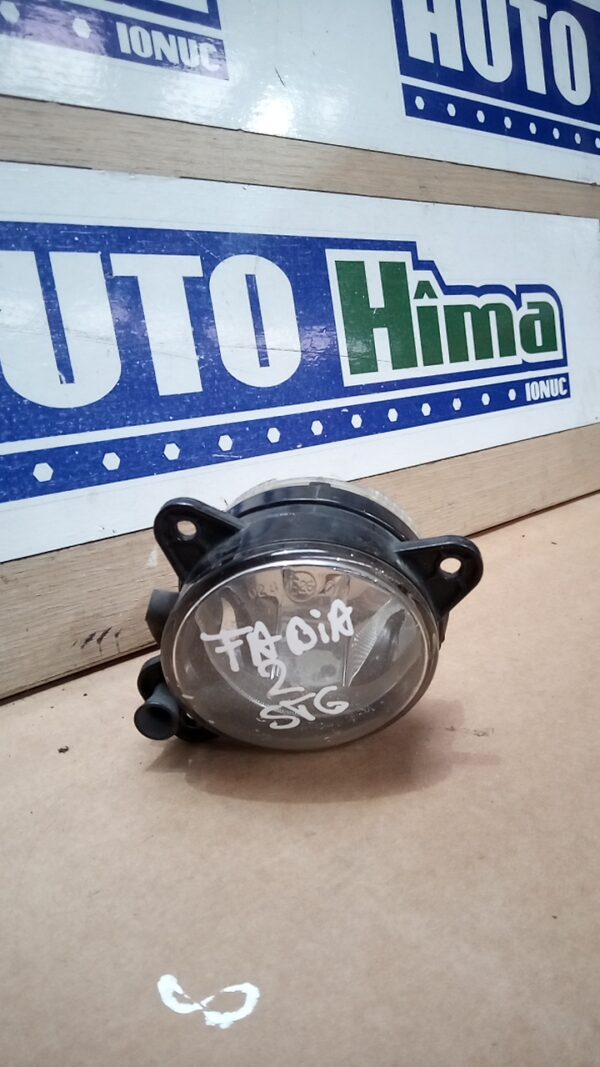Proiector ceata stanga SKODA Fabia II 5J 2006-2014
