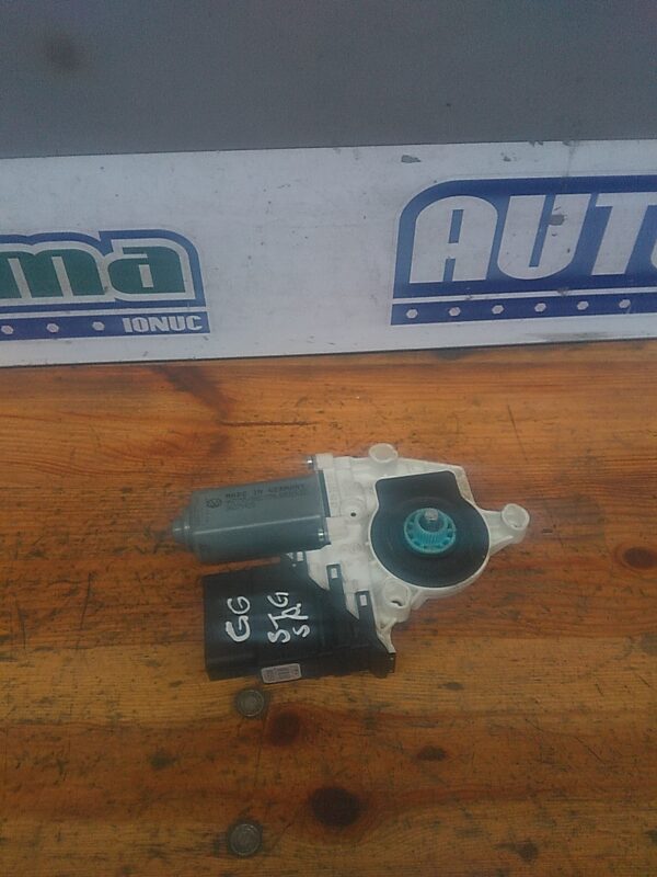 Motoras macara stanga  spate  VOLKSWAGEN Golf VI 5K 2010-2015