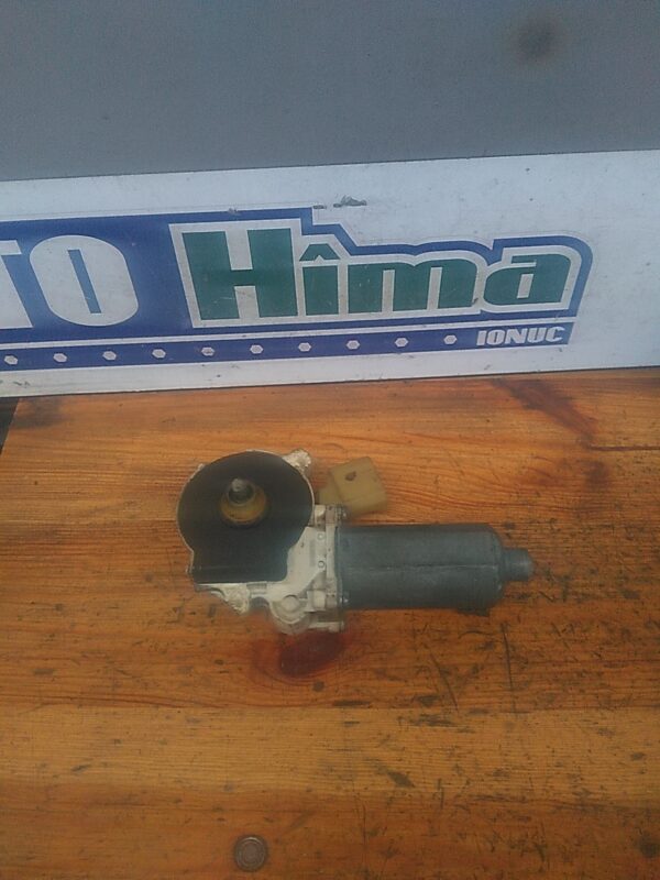 Motoras macara stanga fata BMW X5 E70 2006-2013