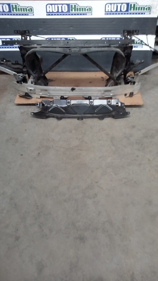 Trager sau calandru fata BMW X6 F16 2015-2019