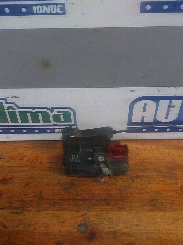 Broasca usa stanga fata OPEL Zafira A 1999-2005