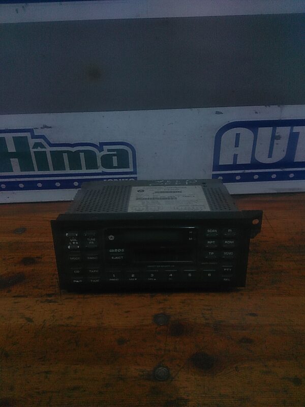 Radio casetofon JEEP Cherokee (XJ) 1984-2001