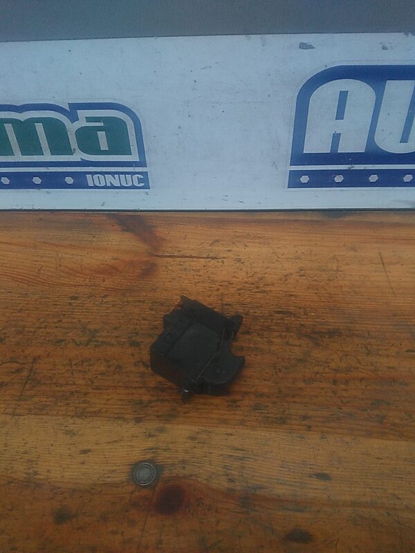 Buton geam dreapta fata HYUNDAI SantaFe MK1 (SM) 2000-2005