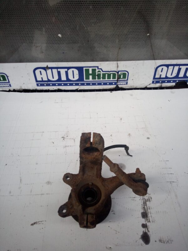 Fuzeta fata dreapta FORD Fuzion 2002-2012 1.4B